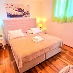 Apartments Ante 2